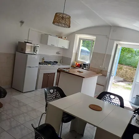 Le Cellier Voûté Au Cœur Des Cévennes Apartamento Gagnières
